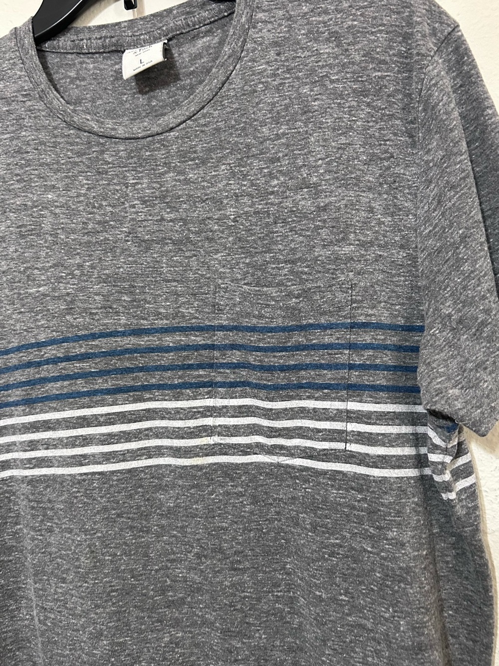 Abercrombie & Fitch Heather Gray Striped Pocket T-Shirt Made in USA Size Large - Picture 4 of 7